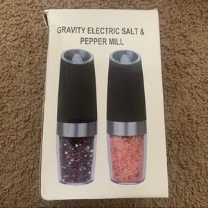 Electric Salt & Pepper Mill